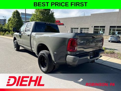 New 2026 RAM 3500 Laramie AWD/4WD image 5