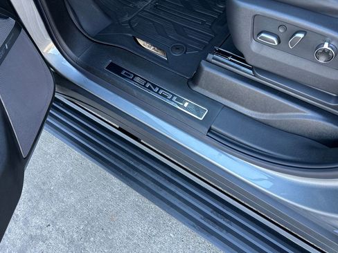 New 2026 GMC Yukon XL Denali Ultimate image 11