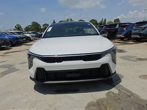 New 2026 Kia K4 GT-Line Turbo w/ GT-Line Sunroof Package FWD image 3