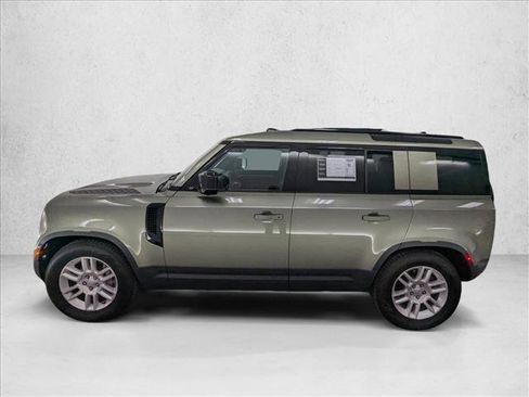 Used 2025 Land Rover Defender 110 S image 2