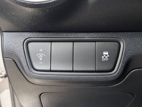 Used 2024 Kia Forte LXS image 21