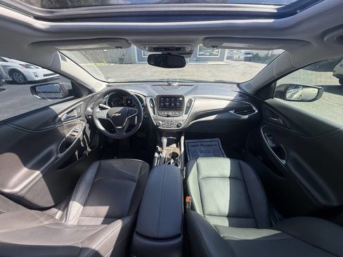 Used 2020 Chevrolet Malibu Premier FWD image 29