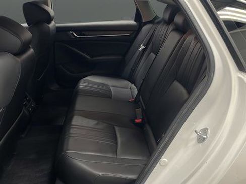 Used 2021 Honda Accord Touring image 24