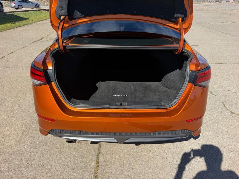 Used 2022 Nissan Sentra SR FWD image 5