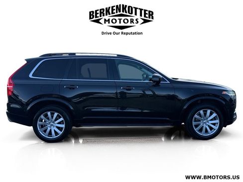 Used 2016 Volvo XC90 T6 Momentum w/ Momentum Plus Package AWD/4WD image 2