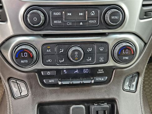 Used 2017 Chevrolet Suburban LT AWD/4WD image 16
