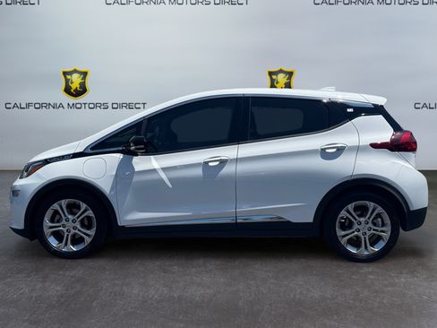 Used 2021 Chevrolet Bolt LT FWD image 2