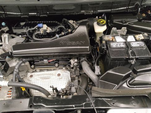Used 2017 Nissan Rogue S w/ S Appearance Package FWD image 30