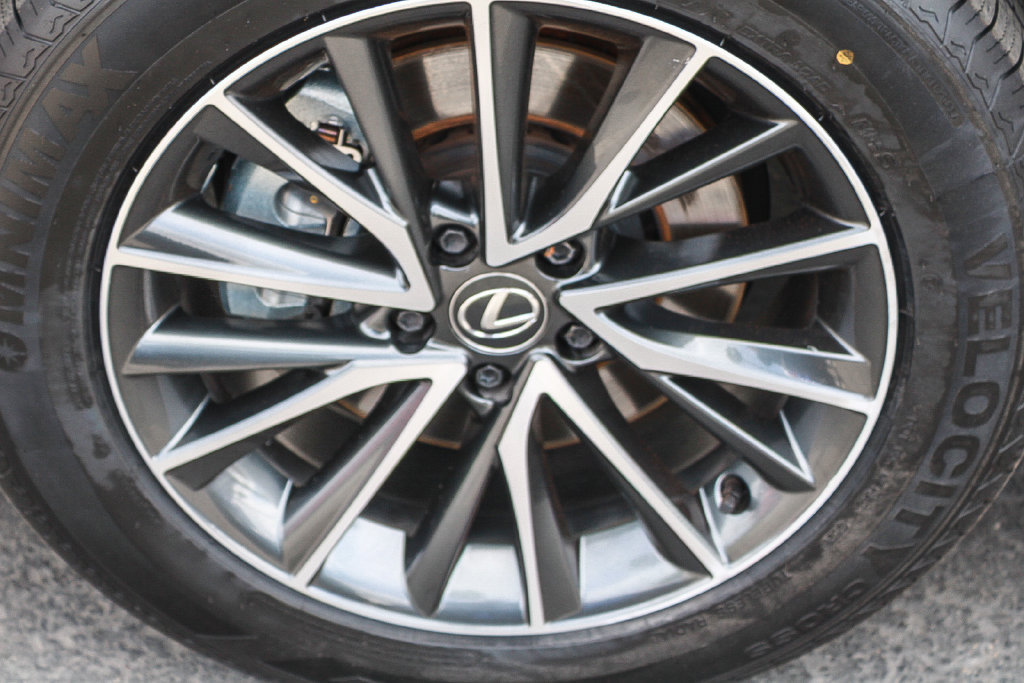 Used 2024 Lexus NX 350h AWD image 10