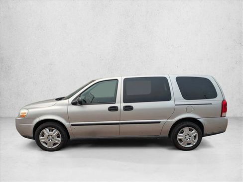 Used 2008 Chevrolet Uplander LS w/ Climate Package FWD image 8