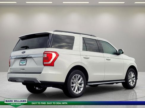 Certified 2021 Ford Expedition XLT AWD/4WD image 4