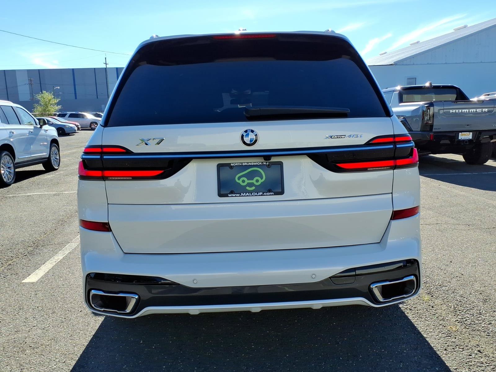Used 2026 BMW X7 xDrive40i w/ M Sport Package AWD/4WD image 5