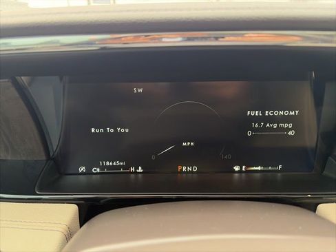 Used 2019 Lincoln Navigator Reserve image 21