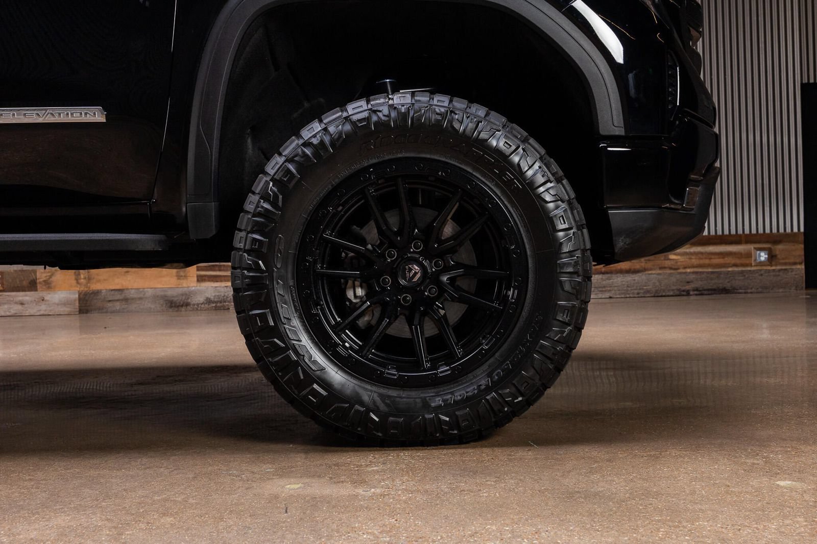 Used 2024 GMC Sierra 1500 Elevation RWD image 12