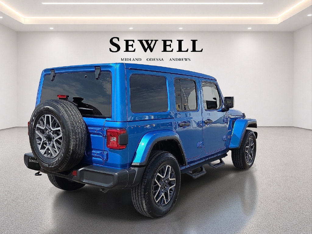 Used 2024 Jeep Wrangler Unlimited Sahara AWD/4WD image 4