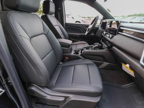 New 2026 GMC Canyon Elevation w/ Convenience Package RWD image 22