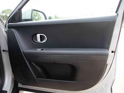 Certified 2024 Hyundai Ioniq 5 SEL AWD/4WD image 9