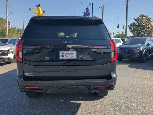 Used 2025 Ford Expedition Tremor AWD/4WD image 5