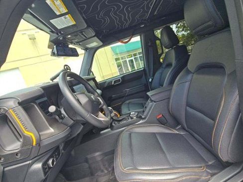 Used 2024 Ford Bronco Badlands AWD/4WD image 5