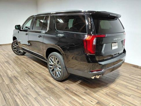 Used 2026 GMC Yukon XL Denali Ultimate w/ LPO, Get Active Package AWD/4WD image 29