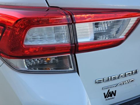 Used 2018 Subaru Crosstrek 2.0i AWD/4WD image 38