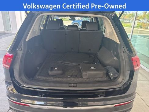 Used 2024 Volkswagen Tiguan SE image 16