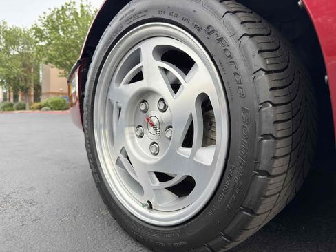 Used 1990 Chevrolet Corvette Coupe image 24