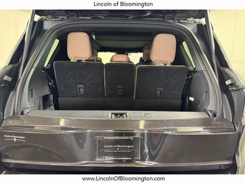 Used 2025 Lincoln Navigator Black Label AWD/4WD image 23