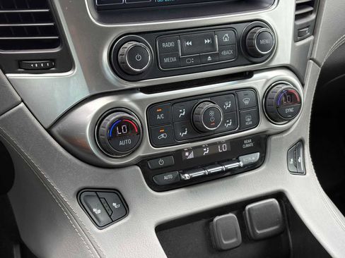 Used 2017 Chevrolet Tahoe LT RWD image 17