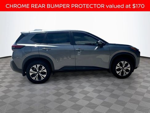 Used 2023 Nissan Rogue SV FWD image 4