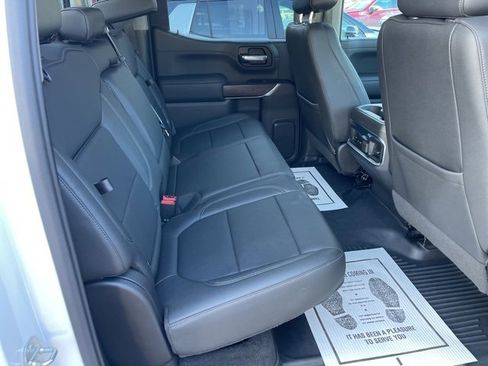 Used 2022 GMC Sierra 1500 SLT w/ SLT Premium Package image 12