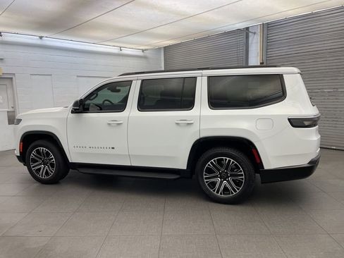 New 2026 Jeep Grand Wagoneer 2WD image 5