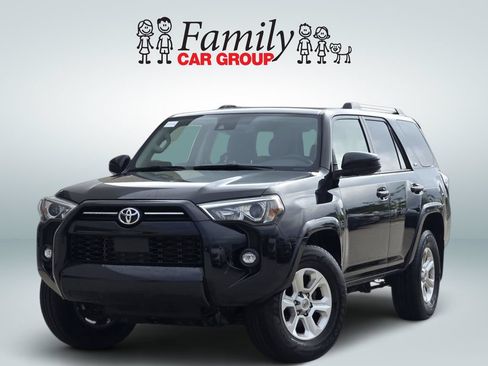 Used 2024 Toyota 4Runner SR5 RWD image 1