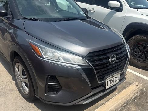 Used 2024 Nissan Kicks S FWD image 1