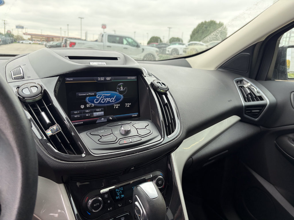 Used 2013 Ford Escape SEL AWD/4WD image 17