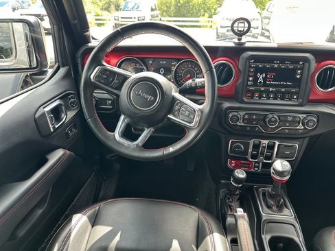 Used 2023 Jeep Wrangler Unlimited Rubicon w/ LED Lighting Group AWD/4WD image 31
