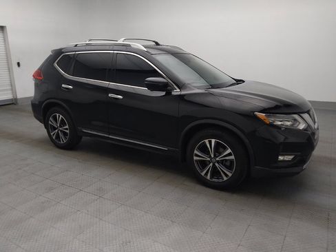 Used 2017 Nissan Rogue SL w/ SL Premium Package FWD image 11