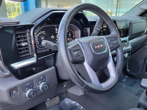 Used 2024 GMC Sierra 1500 Elevation AWD/4WD image 14
