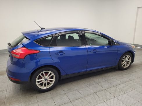 Used 2018 Ford Focus SE w/ Cold Weather Package FWD image 10