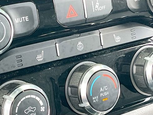 Used 2025 RAM 1500 Big Horn RWD image 19