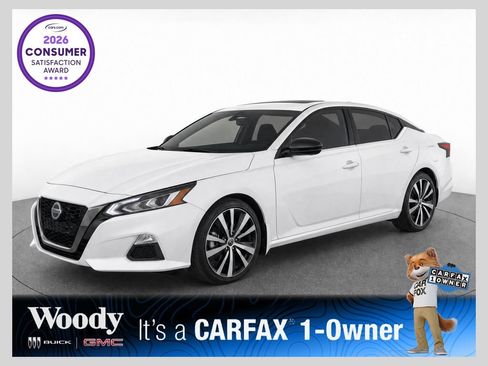 Used 2021 Nissan Altima 2.0 SR FWD image 1