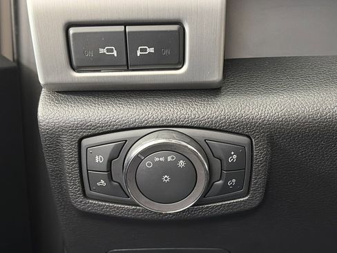 Used 2019 Ford F350 Platinum w/ Platinum Ultimate Package image 25