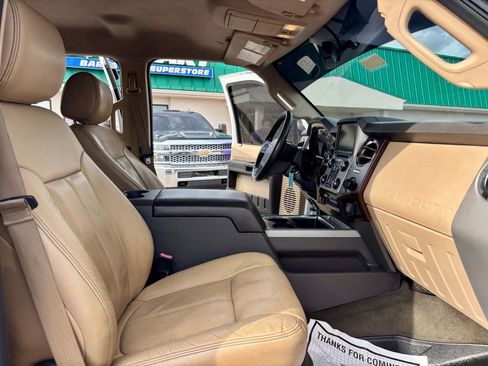 Used 2014 Ford F350 Lariat w/ Lariat Interior Package image 13