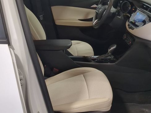 Used 2023 Buick Encore GX Select w/ Safety Package II FWD image 26