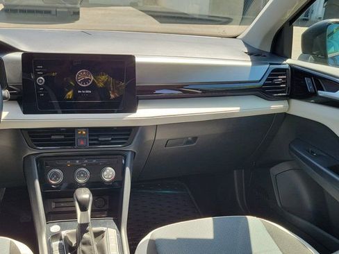 Used 2025 Volkswagen Taos S image 4