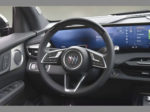 Used 2025 Buick Enclave Avenir w/ Super Cruise Package AWD/4WD image 18