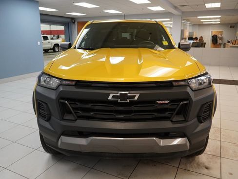 Used 2023 Chevrolet Colorado Trail Boss w/ Advanced Trailering Package image 16