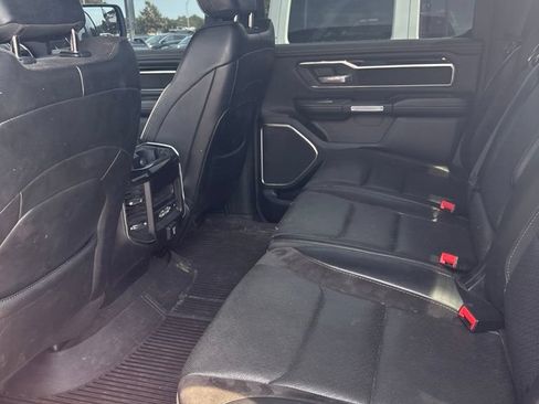 Used 2019 RAM 1500 Laramie AWD/4WD image 8