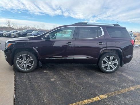 Used 2018 GMC Acadia Denali w/ Technology Package image 2