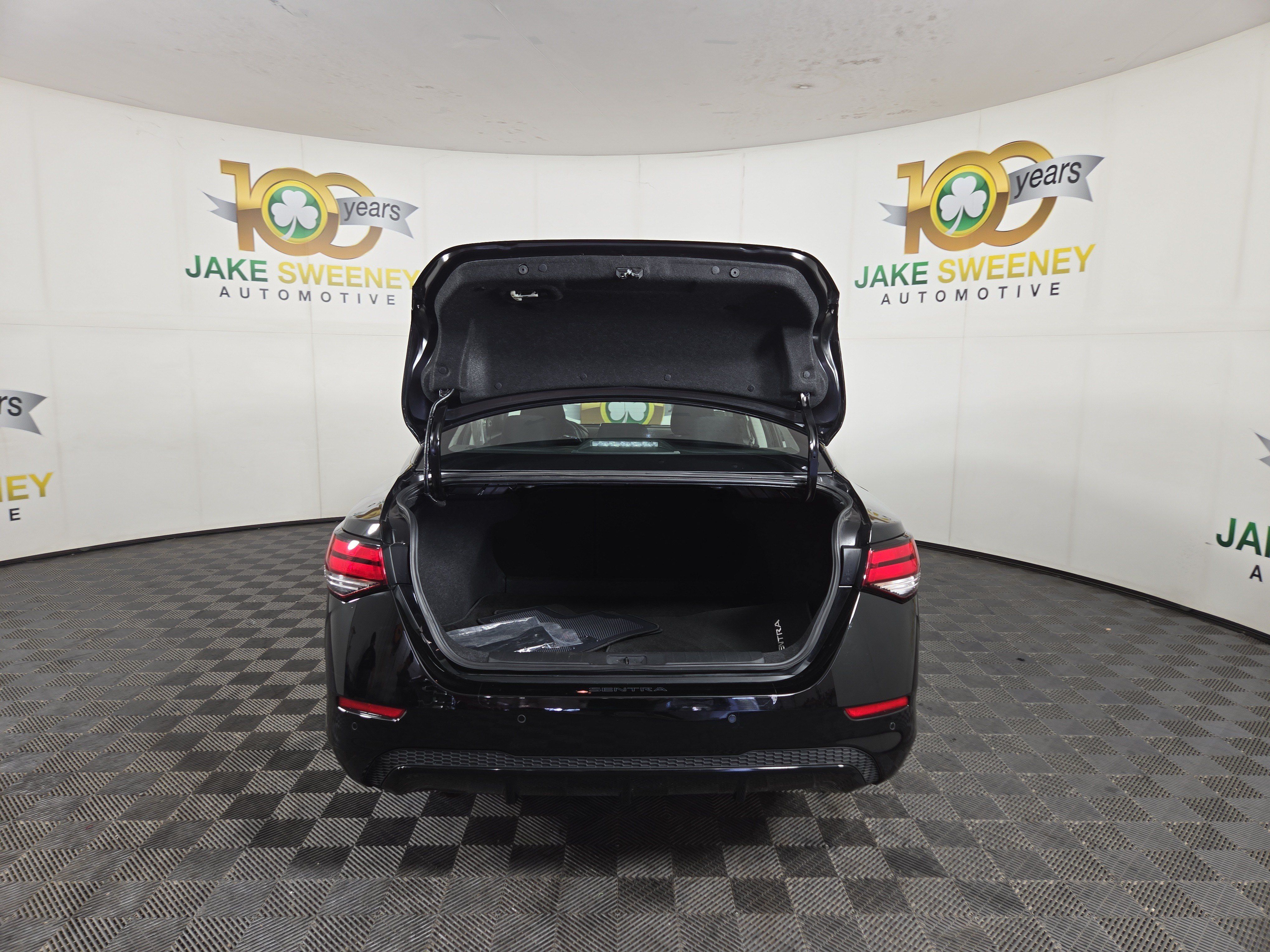Used 2024 Nissan Sentra SV w/ All-Weather Package FWD image 32